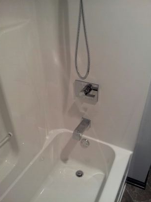 tub shower valve