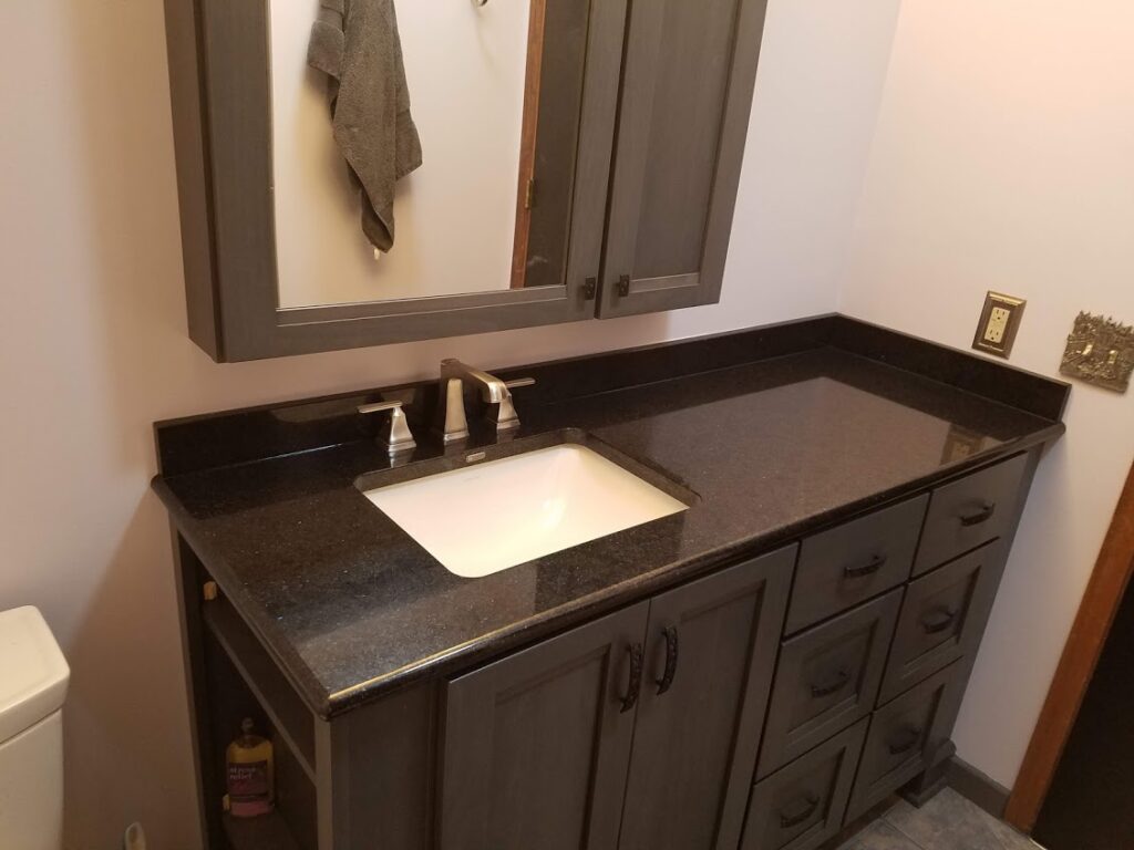Modern Gray Bathroom